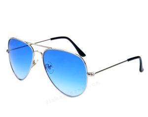 Слънчеви очила със сини стъкла и бяла рамка