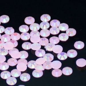 Фасетъчни камъчета 6 милиметра в светло розово